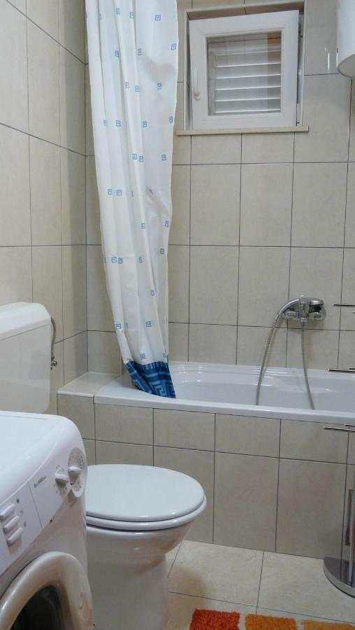 Seaside Apartment ซัฟทัท ภายนอก รูปภาพ