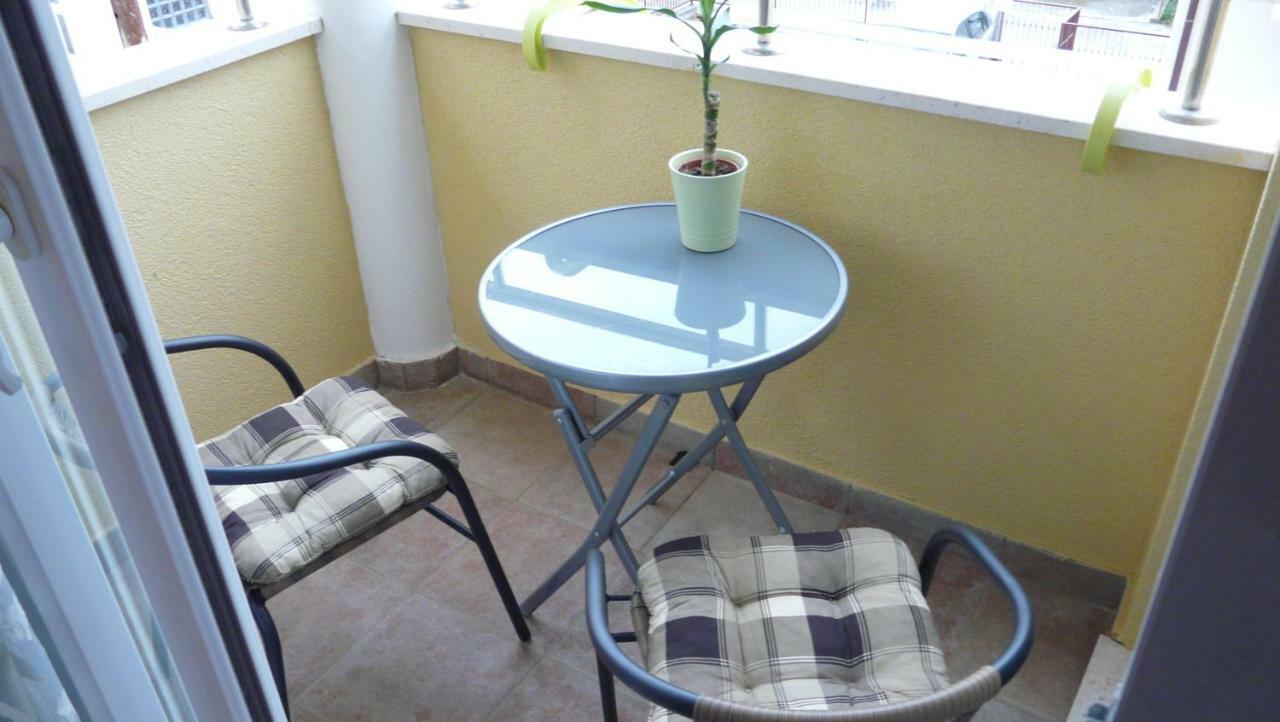 Seaside Apartment ซัฟทัท ภายนอก รูปภาพ